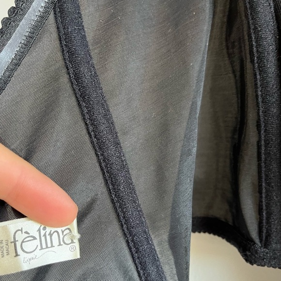 Vintage Felina Veronica velvet floral corset - Picture 4 of 5